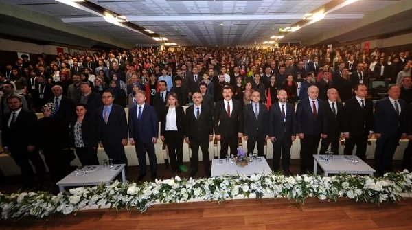 evrensel koleji basari Bilim Şenliği