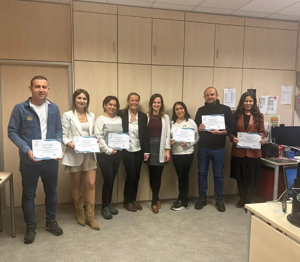 ÖĞRETMENLERİMİZ ERASMUS PROJESİ İÇİN VİYANA’DA 1 Erasmus